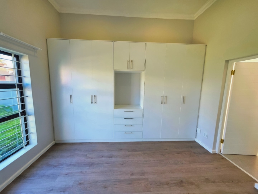 To Let 4 Bedroom Property for Rent in Parklands Western Cape